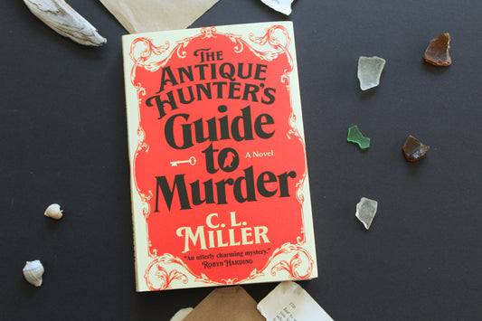 The Antique Hunter's Guide to Murder