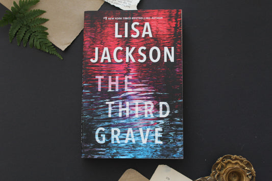 The Third Grave (#4)